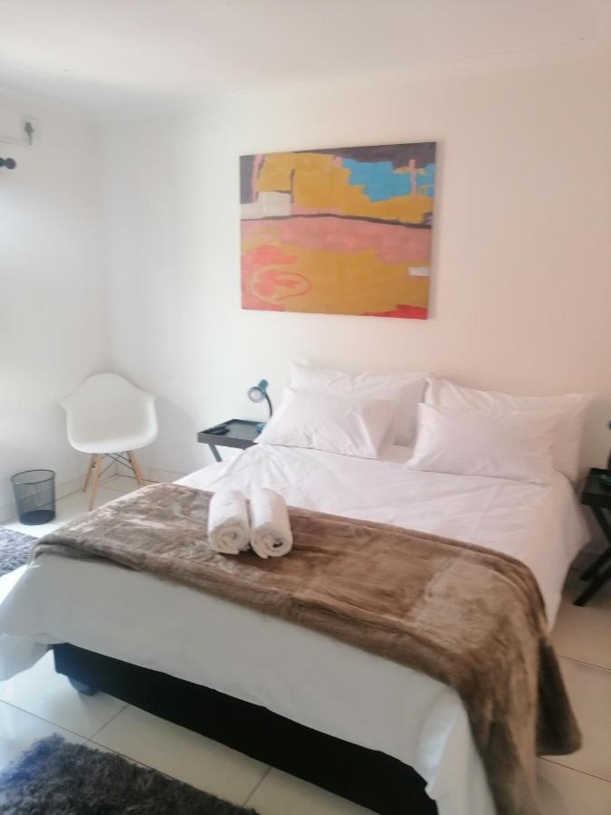 Niilo's Guesthouse Rundu Extérieur photo