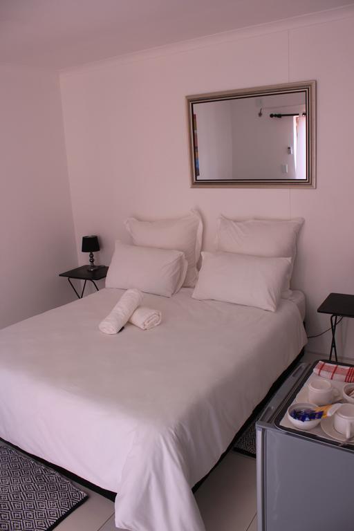 Niilo's Guesthouse Rundu Extérieur photo