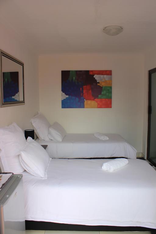 Niilo's Guesthouse Rundu Extérieur photo