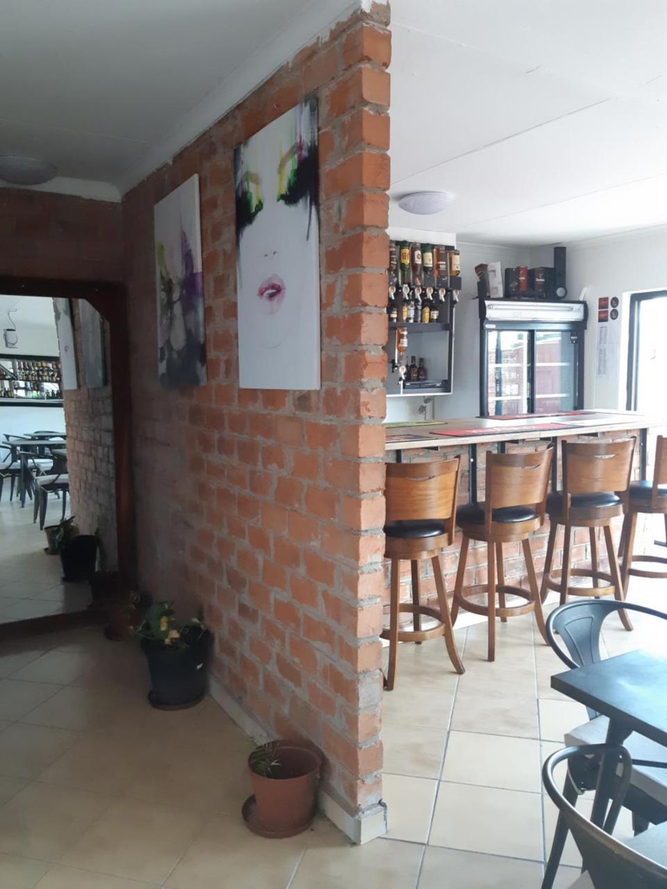 Niilo's Guesthouse Rundu Extérieur photo